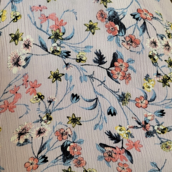 Dylan Ryan Floral Tie Front Button Down Blouse - Picture 3 of 10